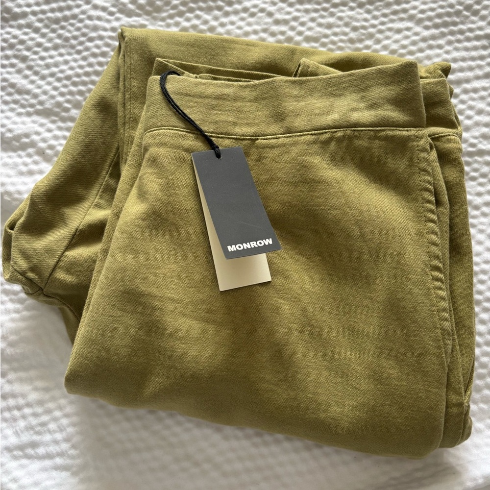 Monrow Easy Fit Minimalist Cargo Pants